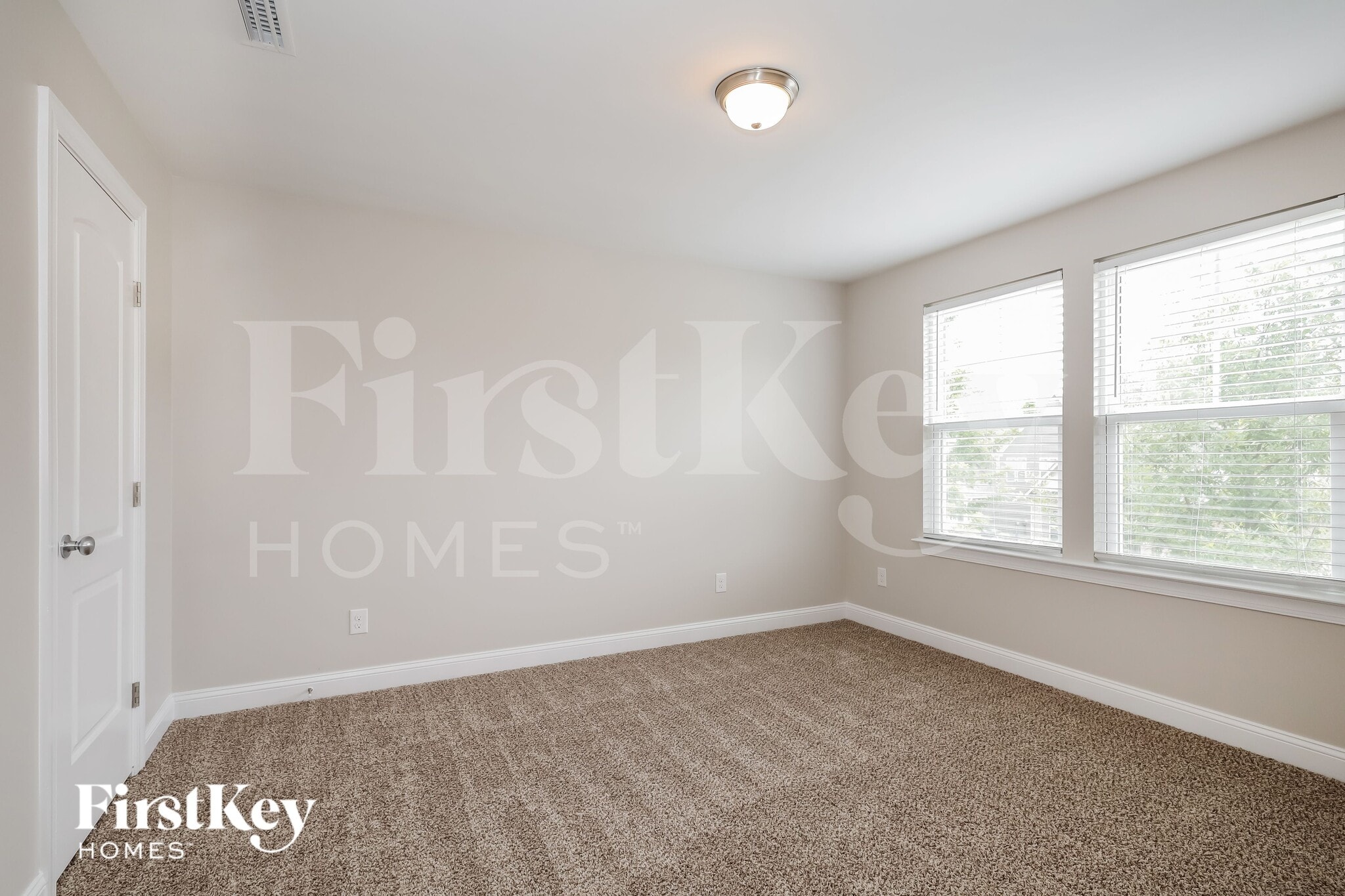 Building Photo - 15230 Aullcin Ct