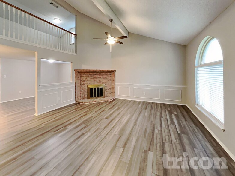 Building Photo - 433 Candlestick Trail