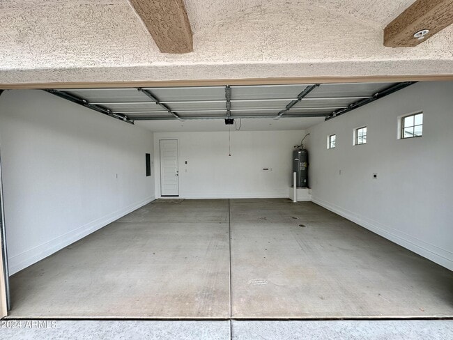 Building Photo - 4043 E Brisa Dr