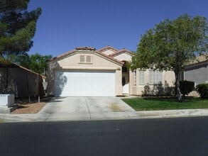 Building Photo - HOME ON A VIEW LOT WITH NOBODY BEHIND YOU!  MANY UPGRADES!