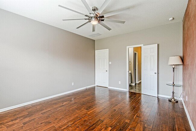 Building Photo - 7507 Trail Hollow