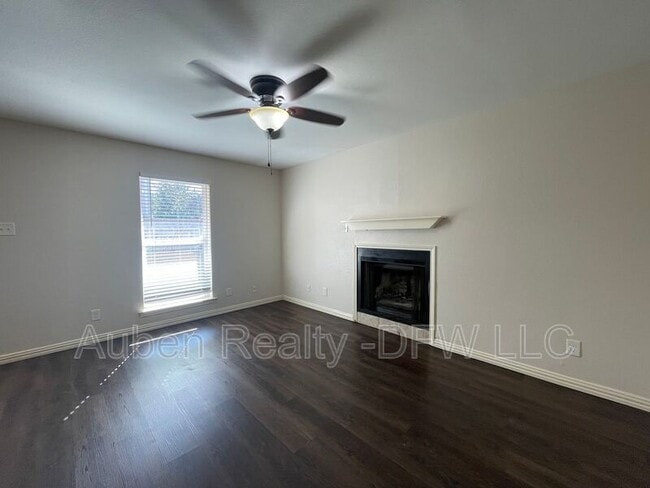 Building Photo - 5516 Lewis Ct