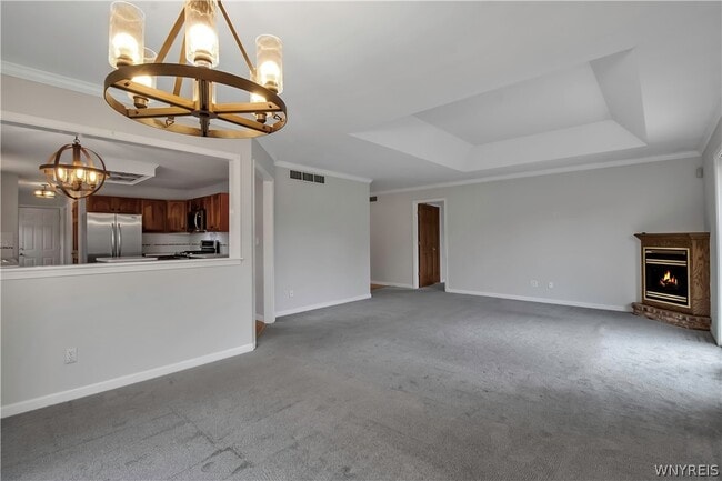 Building Photo - 6 St Charles Ct