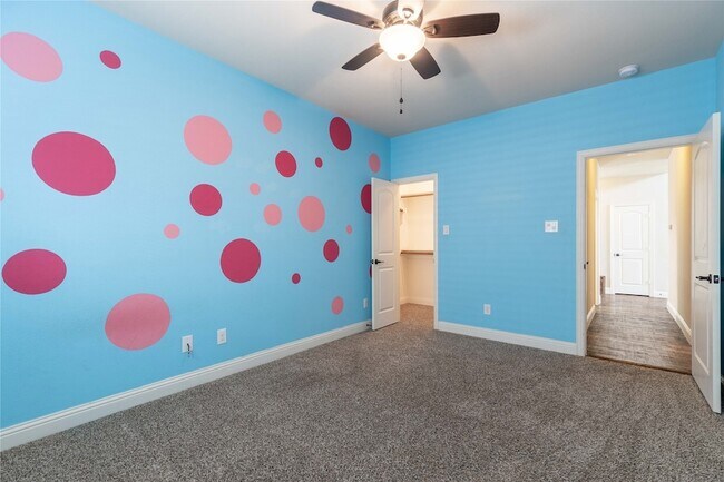 Building Photo - 3312 Blue Jay Ln