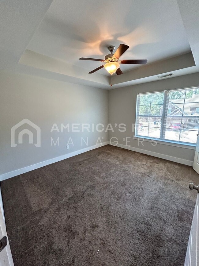 Building Photo - Home for Rent in Chelsea, AL!!! Sign a 24-...