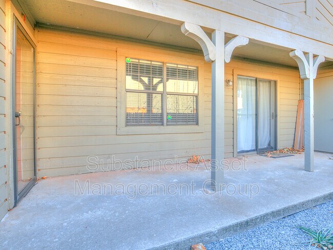 Building Photo - 14443 N Pennsylvania Ave