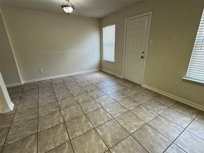 Building Photo - 16143 Cole Bridge Ln