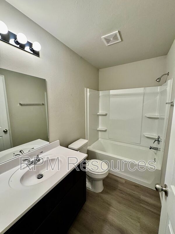 Building Photo - 11728 Jude Way