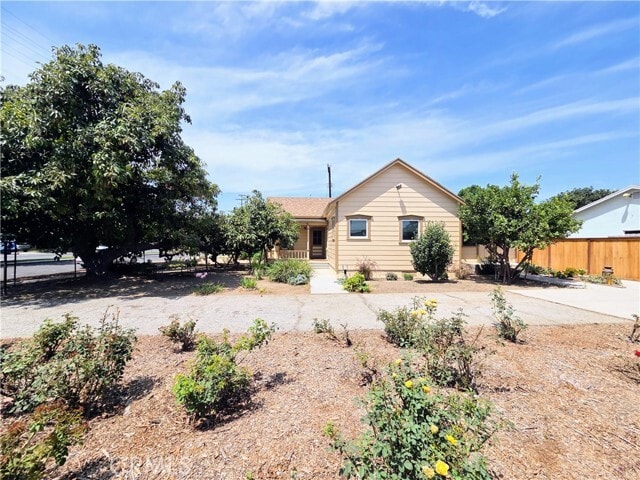Building Photo - 9497 Foster Rd