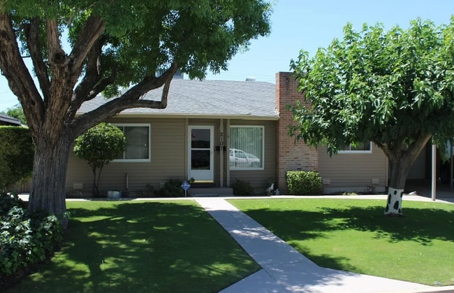 Primary Photo - 2107 Rose Marie Dr