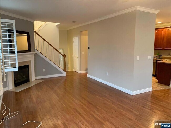 Building Photo - 57 Devonshire Dr