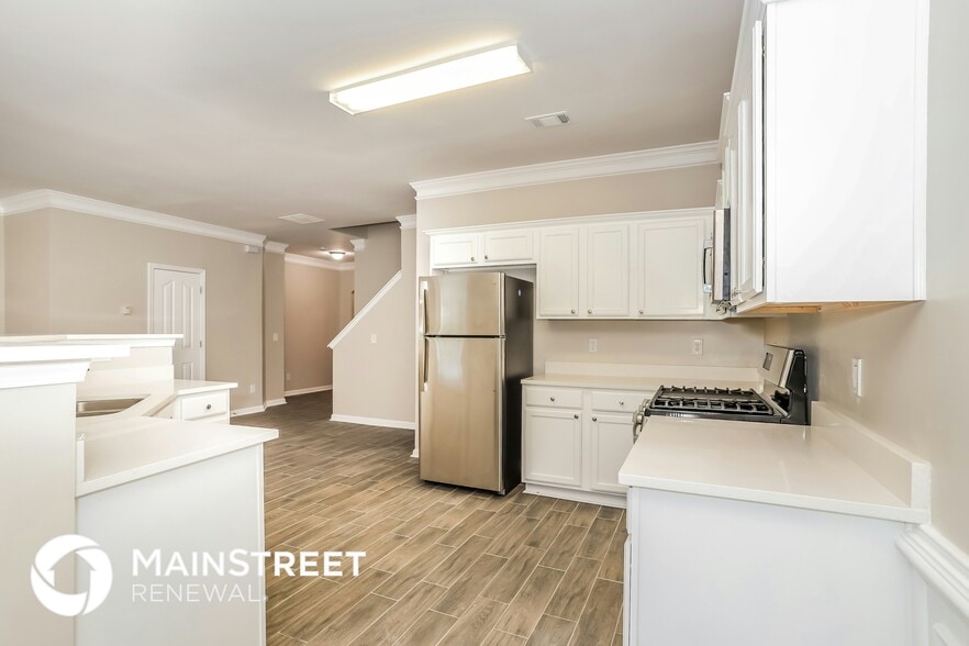 Building Photo - 1615 Chattahoochee Ct