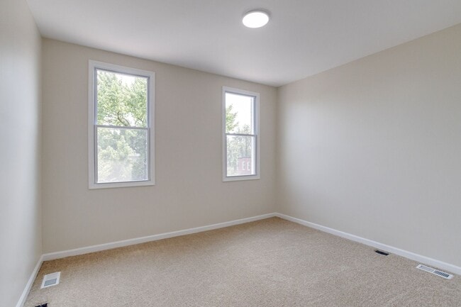 Building Photo - 2702 Beryl Ave