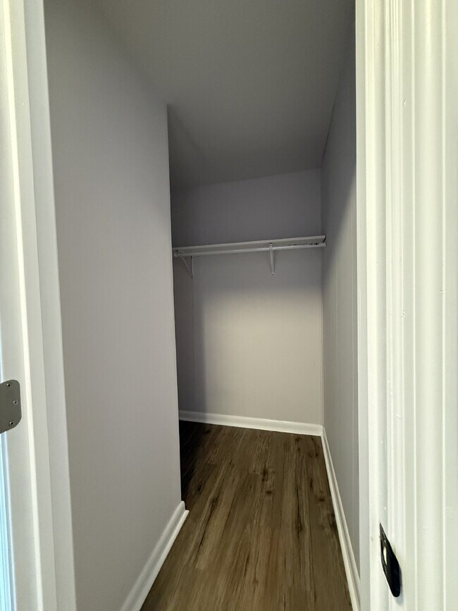 Building Photo - Section 8 Welcome!!! "Charming 4-Bedroom Home in Huntsville's Heart - 1,419 Sq. Ft. of Comfort!"