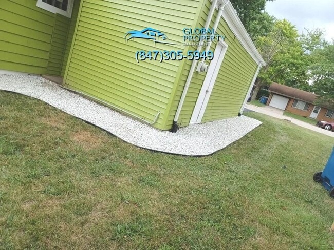 Building Photo - 3 BEDROOM HOME FOR RENT KANKAKEE, IL