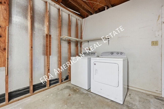 Building Photo - 3382 Polly Ln