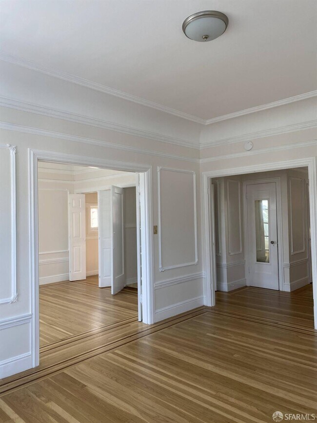 Building Photo - 614 Funston Ave