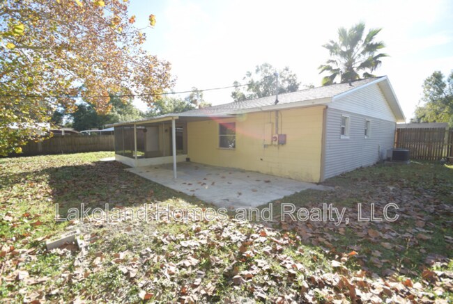 Building Photo - 2762 Gale Rose Dr