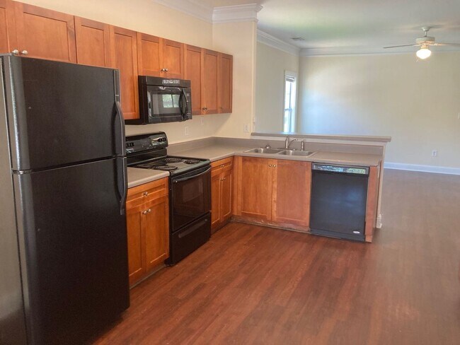 Building Photo - PRE-LEASING FOR AUGUST 2026!
