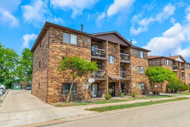 Building Photo - 9102 Franklin Ct