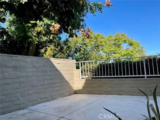 Building Photo - 94 Cloudcrest