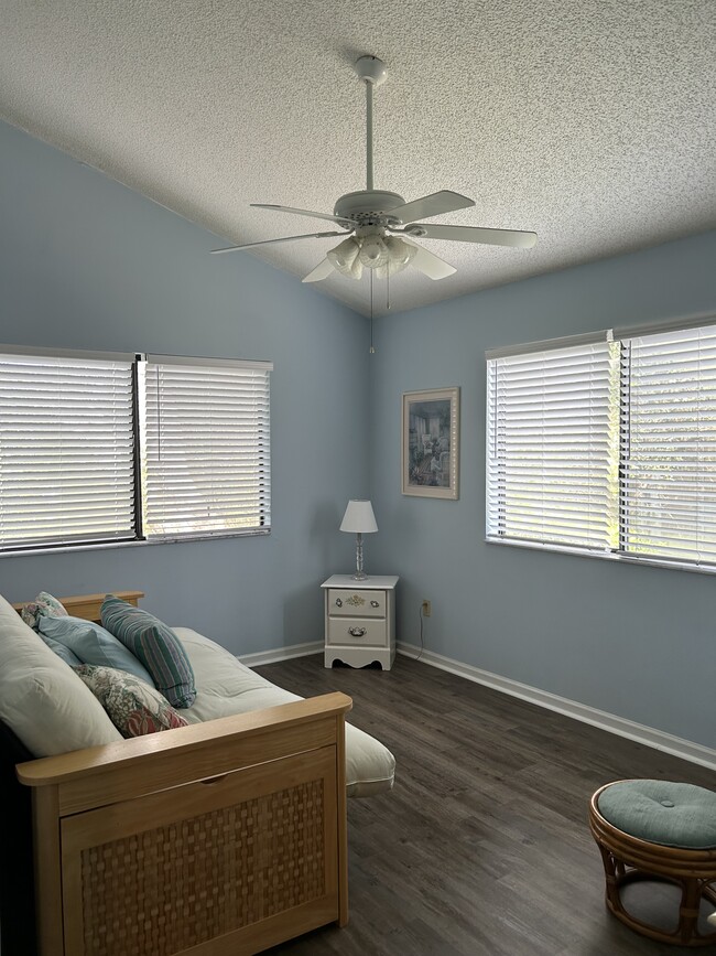 Building Photo - 2574 Forest Ridge Dr