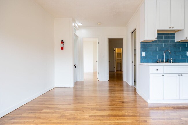 Building Photo - UC Berkeley Duplex