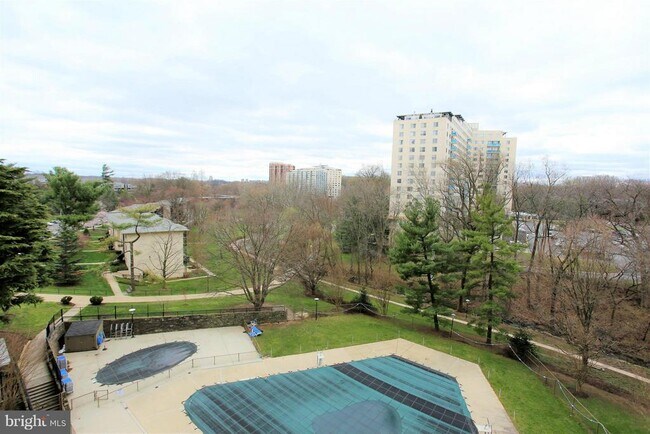 Building Photo - 10500 Rockville Pike
