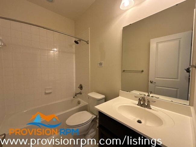 Building Photo - 465 Willow Bend Dr