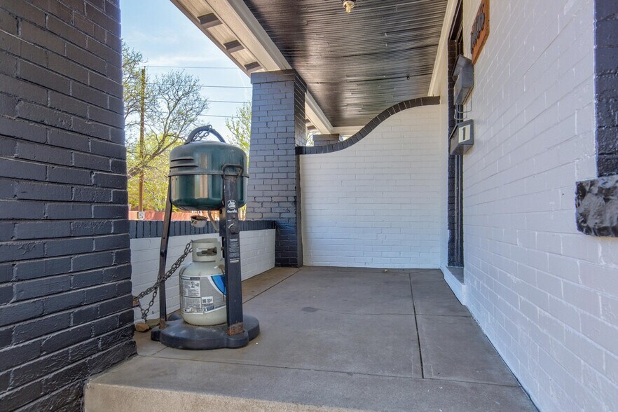 Building Photo - 1441 N Humboldt St