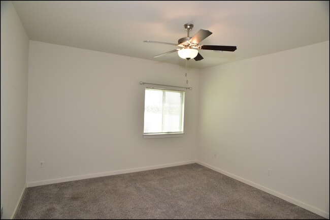 Building Photo - 3545 Essence St