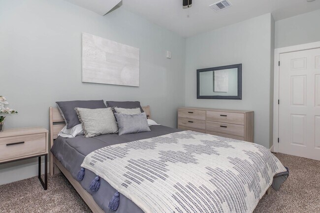 Building Photo - Hot Deal: First Month Only $399!