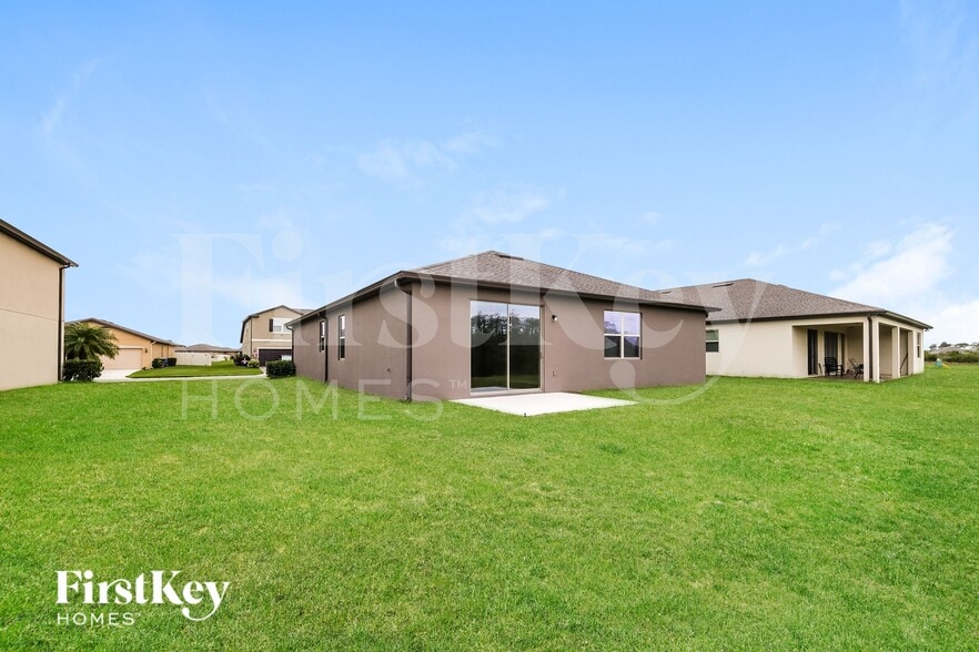 Building Photo - 3670 Moca Dr