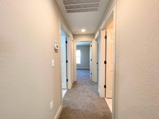 Building Photo - 8225 SW 135th Street Rd