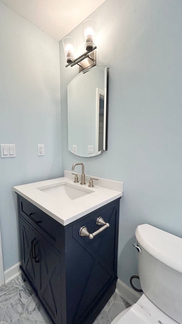 Building Photo - Cozy Remodeled Decatur 1 Bed-1 Bath DUPLEX...