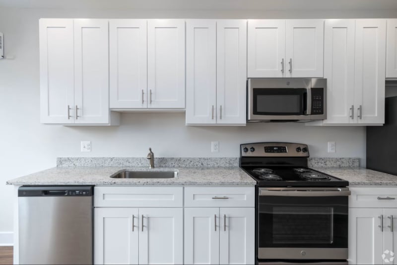 Building Photo - 319 W Franklin St