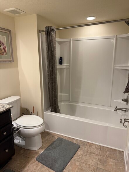 Third Full Bath - 624 Edison Dr