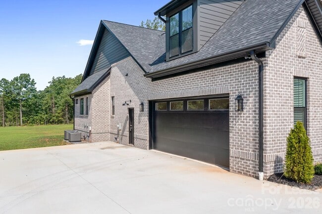 Building Photo - 4137 Blair Rd
