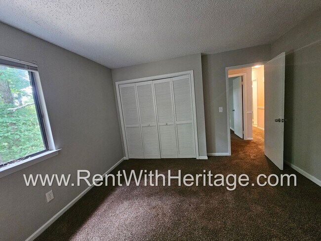 Building Photo - Gorgeous 4bd / 2.5 in Popular Arbor Statio...