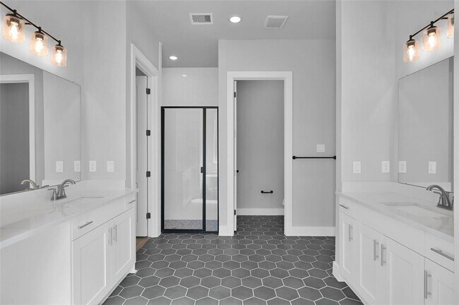 Building Photo - 28502 Tallow Rock Ln