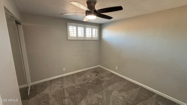 Building Photo - 8625 E Valley View Rd