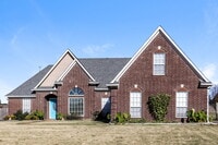 Building Photo - 8036 New Castle Cove