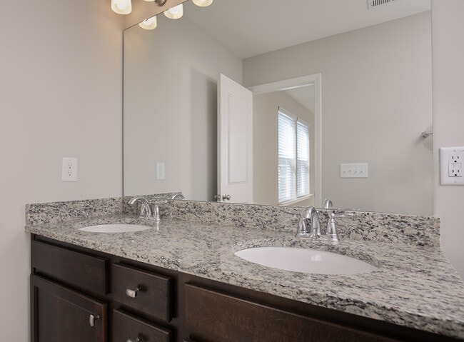 Building Photo - Coming Soon! Gorgeous End-Unit Townhome with Spacious Layout in Morrisville/Durham County