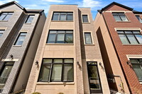 Building Photo - 3926 S Calumet Ave