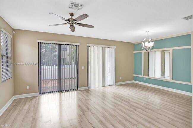 Building Photo - 4 br, 2.5 bath House - 4616 NW 59th St