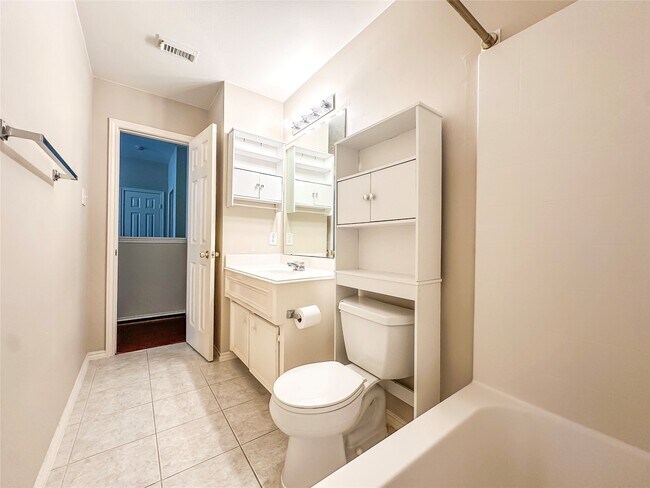 Building Photo - 916 Schooner Cove Ln