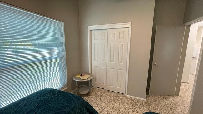 Building Photo - 2832 Bay St