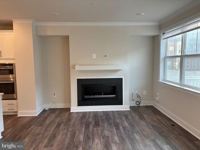 Building Photo - 139 Rubens Dr