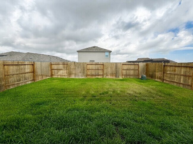 Building Photo - 26710 Dalmatian Bellflower Dr