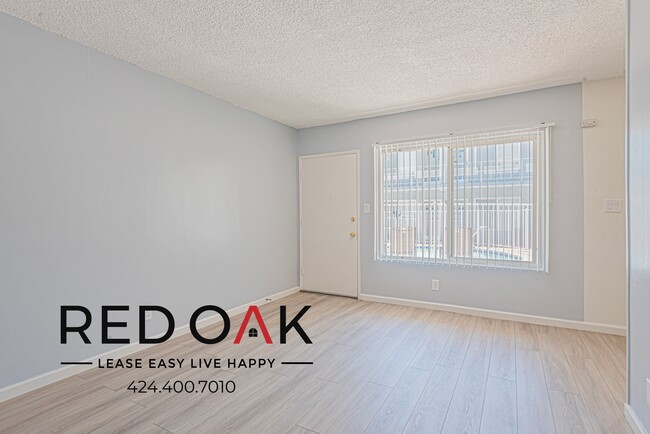 Building Photo - 9903 Belmont St